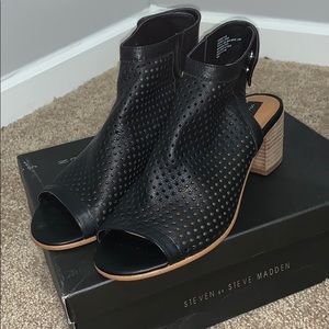 STEVEN by Steve Madden Sambar Leather Dress Sandal